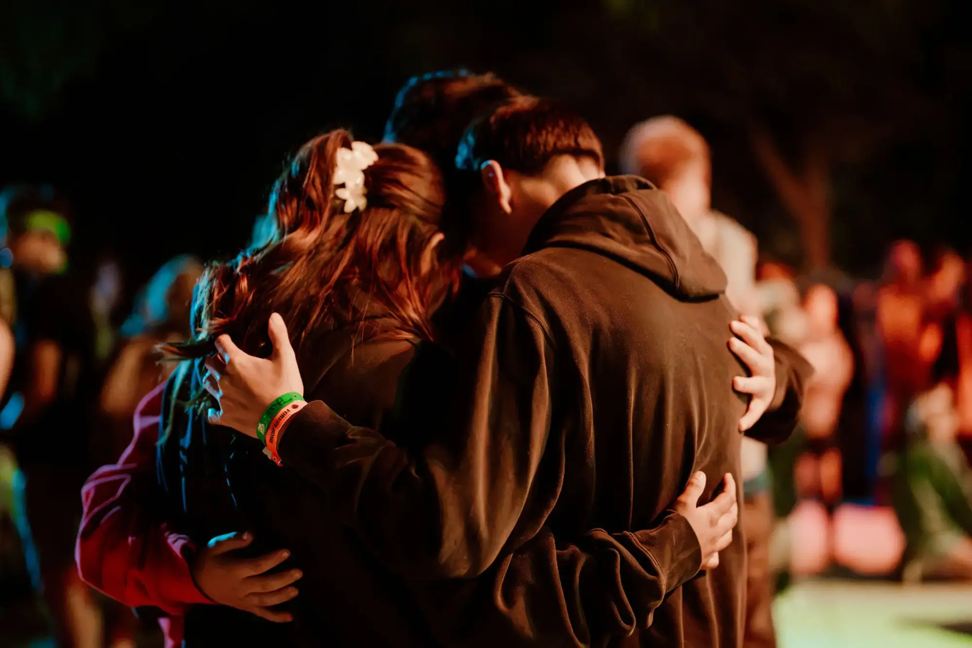 huddle pray