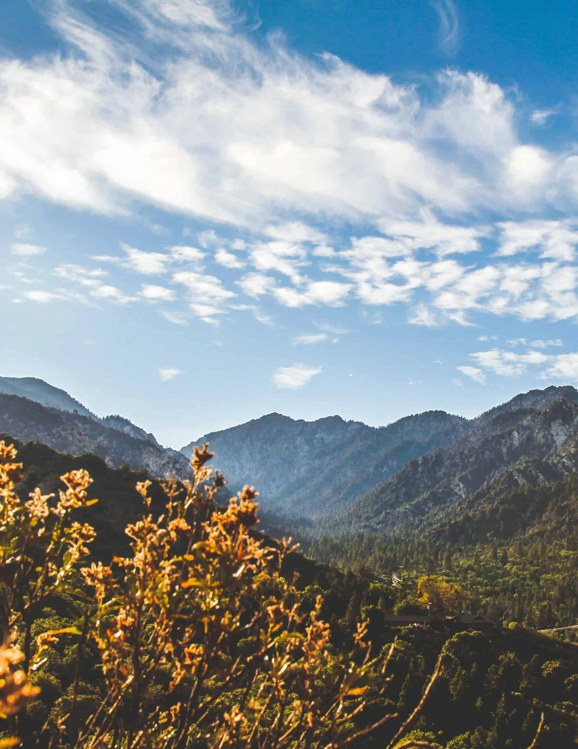 scenic ojai valley mountains